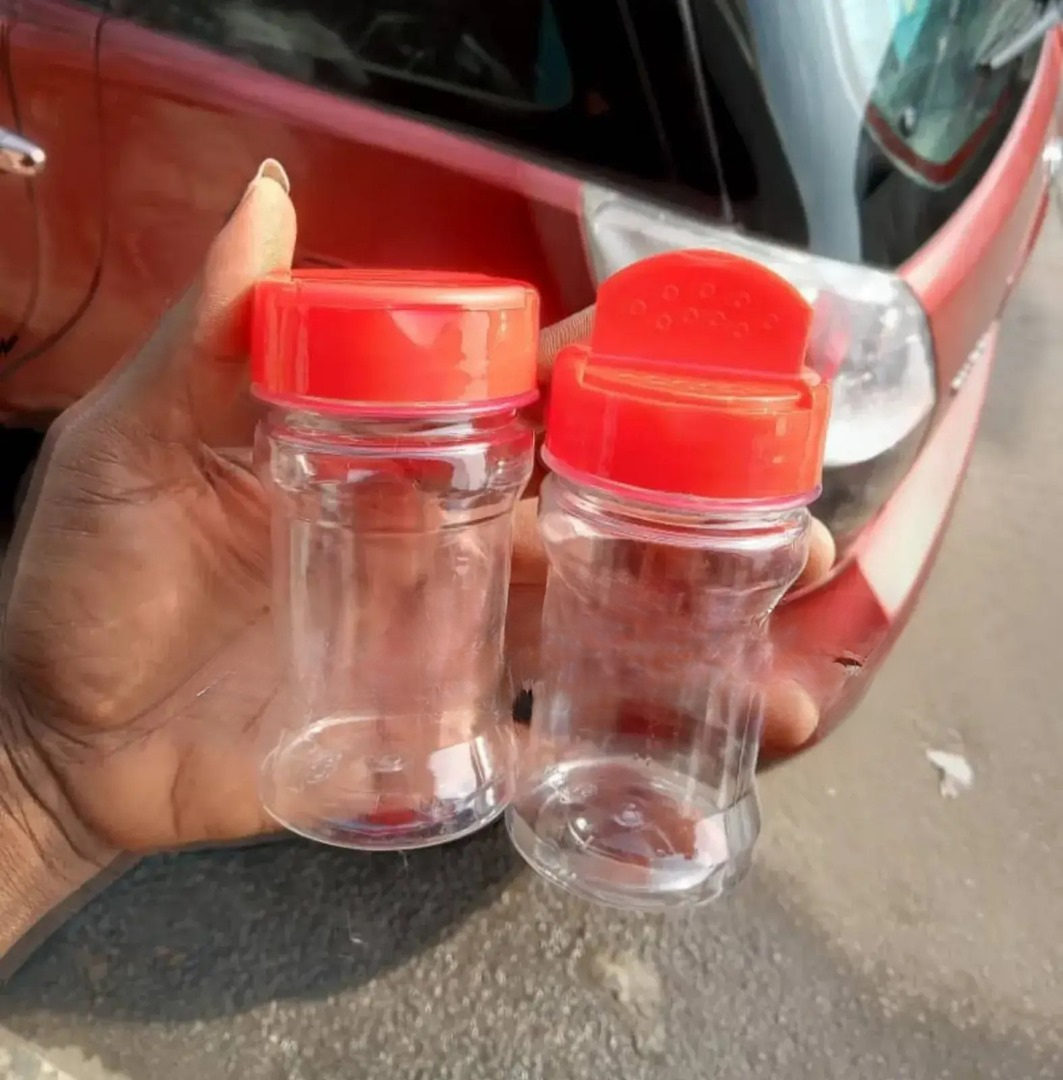 Clear 100ml PET plastic spice jar from Eloquent Prints & Packaging, perfect for storing spices, herbs, and seasonings with style.