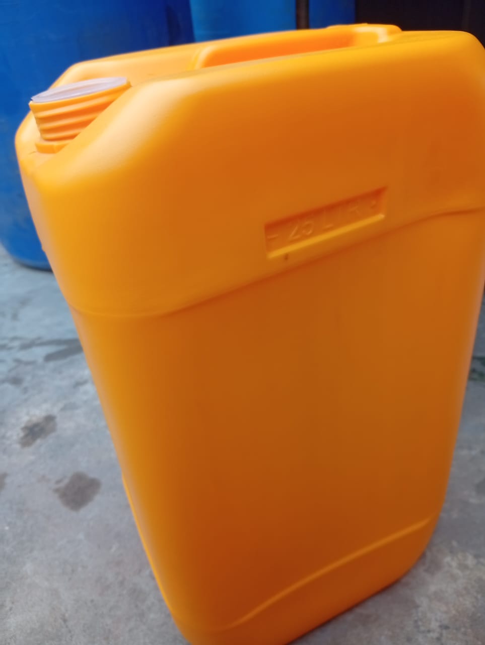25 Liter Yellow Jerrycans in Available in Lagos Nigeria