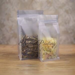 Transparent Resealable Pouch ZipLock stand-up packaging pouch for food, snacks, and retail products.